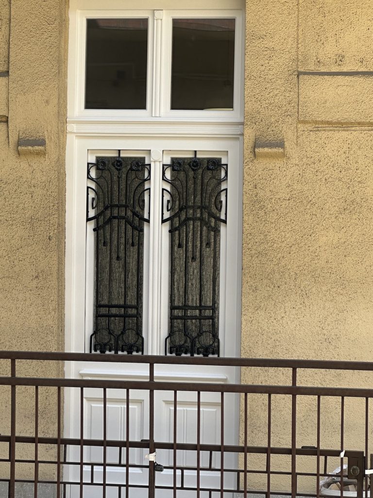 Kihez forduljon, ha régi fa ablakot vagy ajtót kell cserélni Budapesten?
